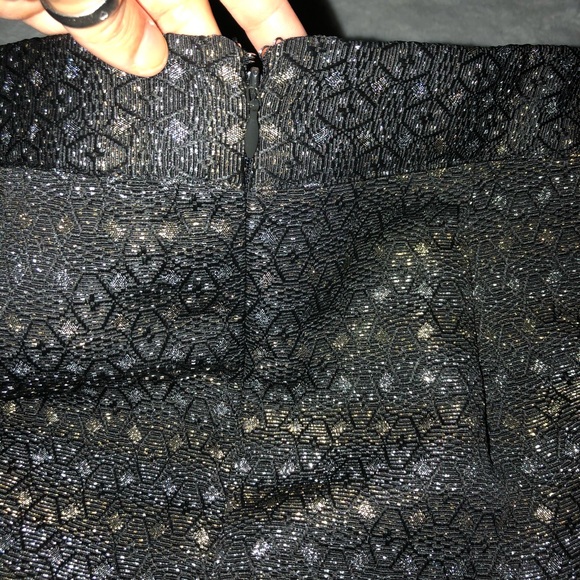 Old Navy Skirt Black with Metallic Design Chic - Picture 4 of 11